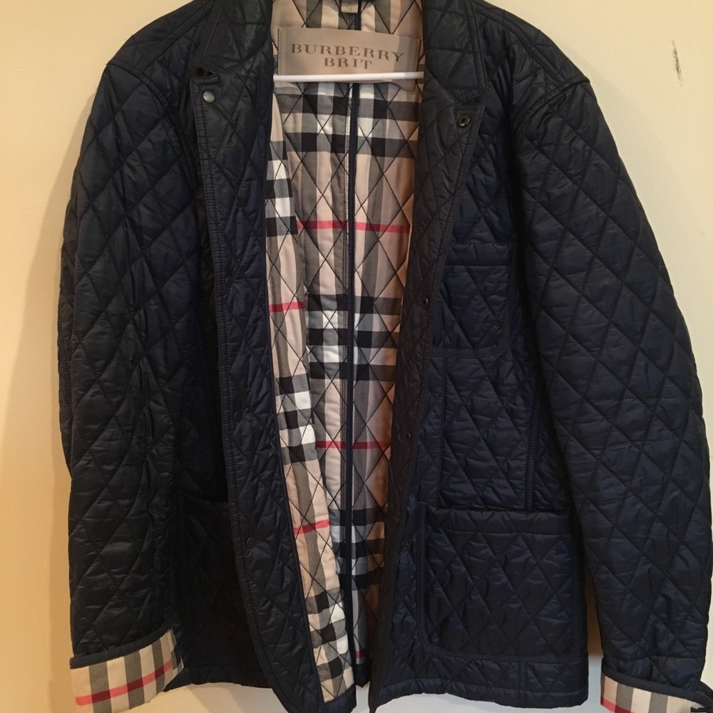Burberry cuffed jacket !
